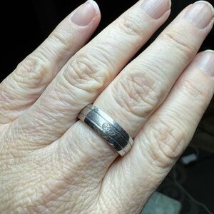 Stainless Steel Band Ring w/ Crystal Accent | Size 6.75